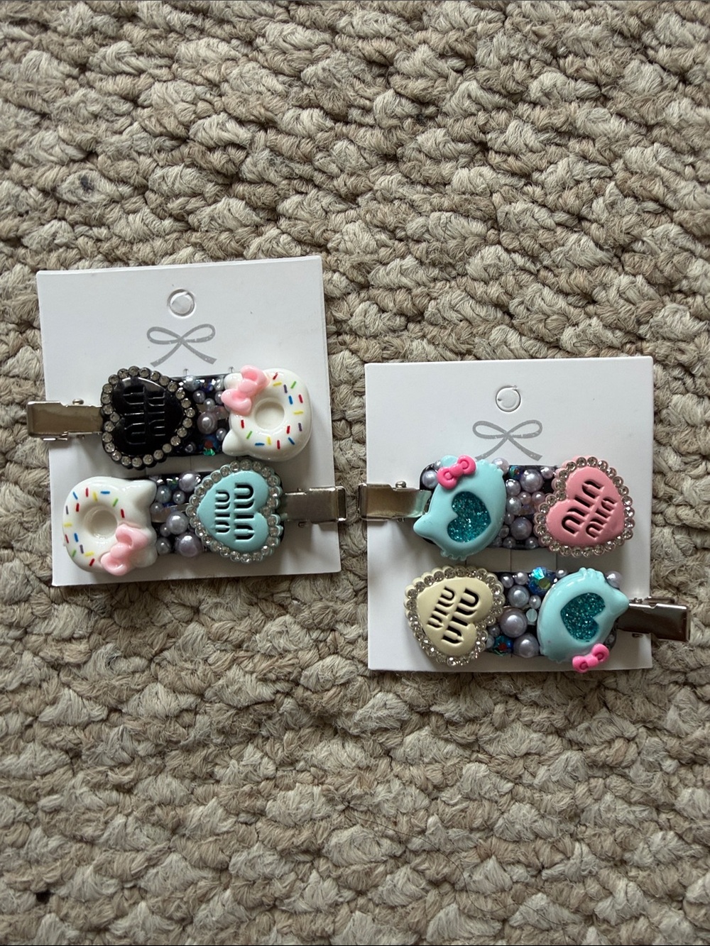 Duo Hello Kitty Handmade Junk Hair Clip Set